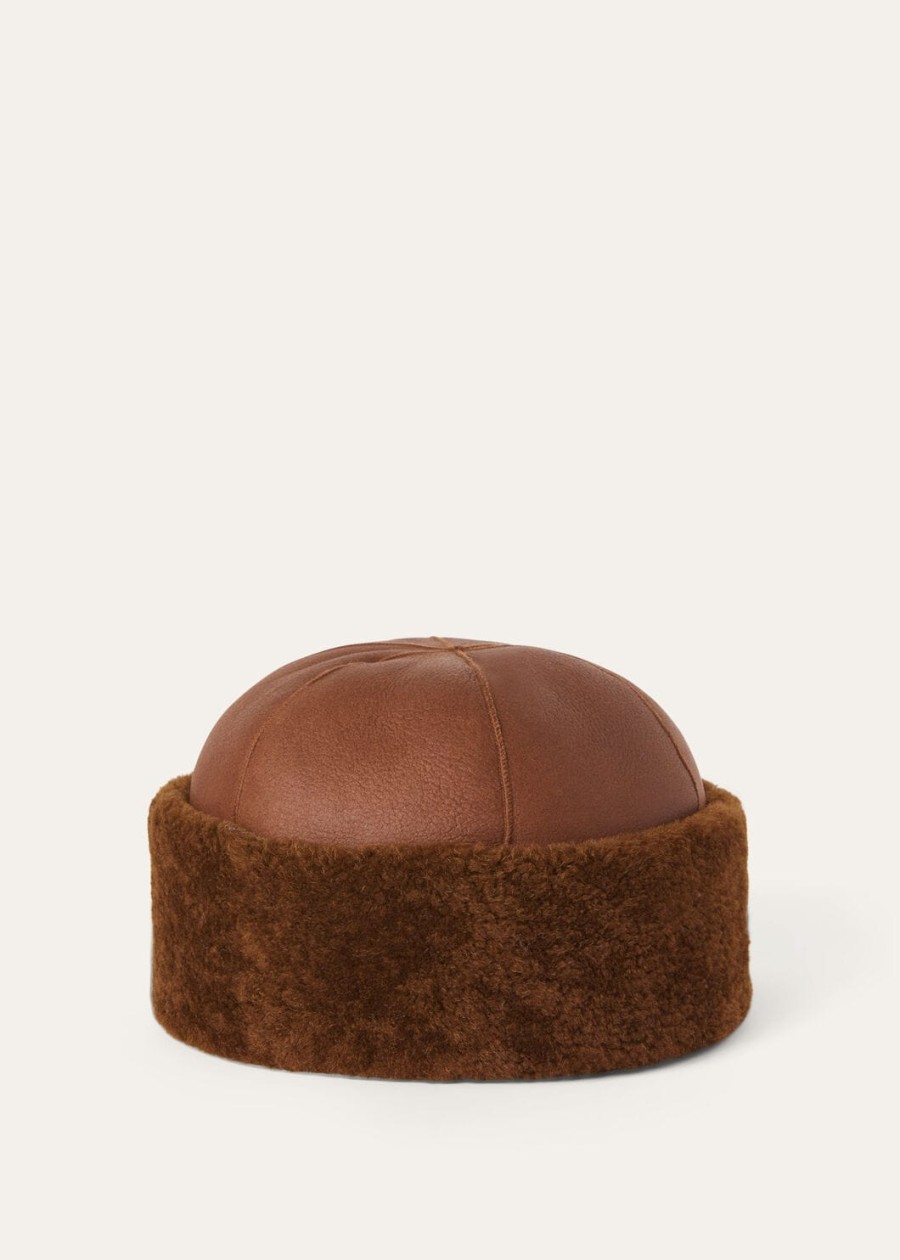 lys beanie hat in shearling highlander camel