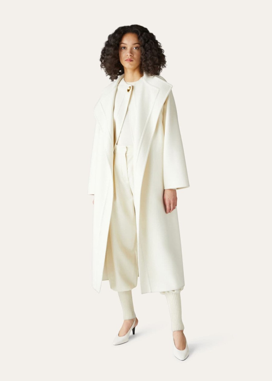 taupo virgin wool nougat crewneck