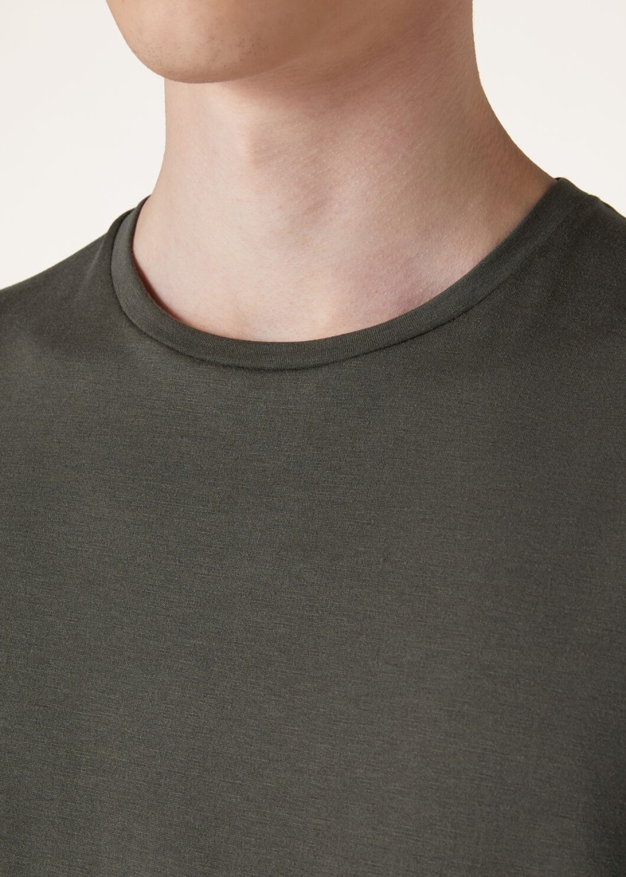 zacht t-shirt van katoen zijde en chlorofyl.