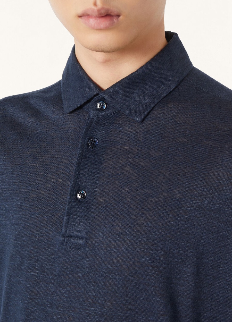 marineblauwe poloshirt