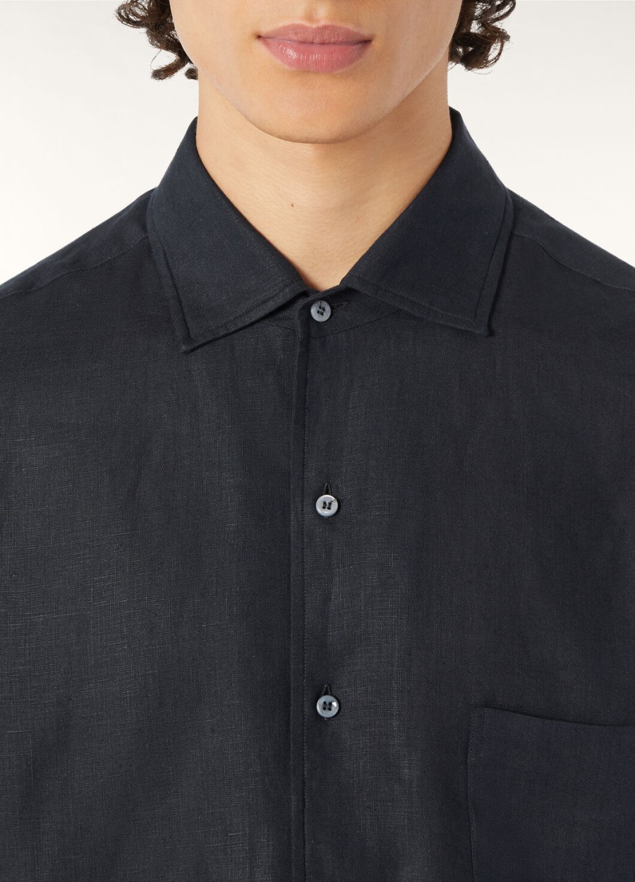 andre-shirt in marineblauw