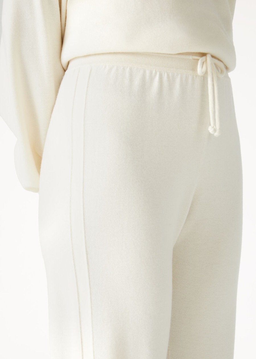 cocooning baby kasjmier nougat broek